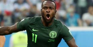 Моузес: Отначало съдията реши, че има дузпа