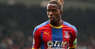 Евертън се включва в борбата  за Заха