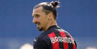 Ибра ще преговаря с Милан след месец