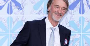 Сър Ратклиф: Правителствата трябва да управляват миграцията