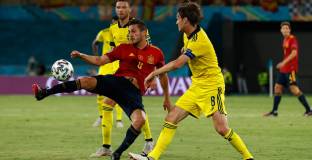 Испания и Швеция в равен с много пропуски (видео)