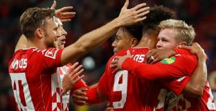 Майнц 05 - Аугсбург 4:1 