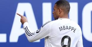 Дузпи пратиха Реал напред през Атлетико