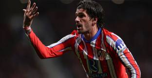 Още един клуб се интересува от Де Пол