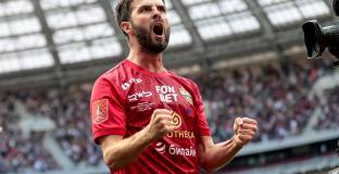 Пянич ще продължи в МЛС?