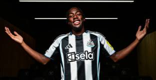 Ман Юнайтед ще получи 6 млн. от трансфера на Еланга