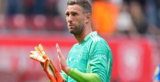 Мартен Стекеленбург слага край на кариерата си