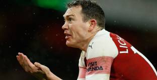 Арсенал успя срещу Кардиф (видео)