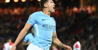 Стоунс: Радвам се, че мога да помагам на отбора