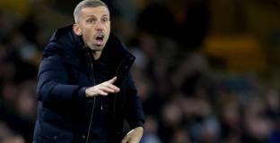 Гари О'Нийл замени Росеньор в Страсбург