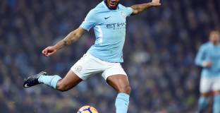 Бъдещето на Стърлинг ще се определи до края на септември