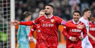 Щутгарт е трети след погром над Аугсбург