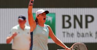 Швьонтек се класира за третия кръг на US Open 2023