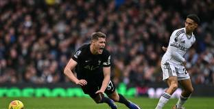 Ван де Вен отлага нов договор с Тотнъм, грандове дебнат за трансфер