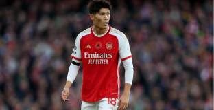 Арсенал може да продаде Томиясу през януари