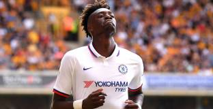 Челси не може да се договори с Ейбрахам