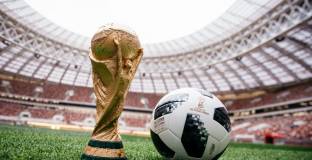 Де Хеа, Тер Щеген и Рейна се оплакаха от Telstar 18