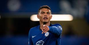 Тиаго Силва ще пропусне старта на сезон 2021/22