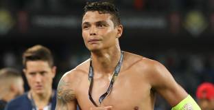 Челси обяви за трансфера на Тиаго Силва