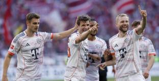 Байерн се сбогува с Мюлер и вдигна титлата на Германия (видео)