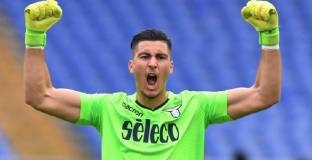  Стракоша бе предложен на Ман Юнайтед 