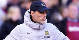 Тухел: Изглеждаме като средняци, когато водим в резултата