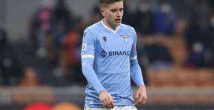   Халф на Лацио стана жертва на въоръжен грабеж