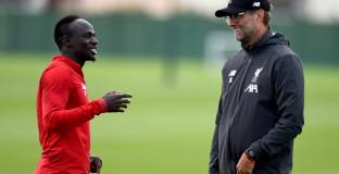 Клоп: Мане изглеждаше като рапър на първата ни среща