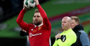 Тен Хаг: Шоу ще отсъства още дълго