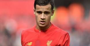 ПСЖ поискал от Коутиньо да не преговаря с Барселона 