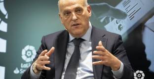 Тебас отговори на обвиненията на Винисиус 