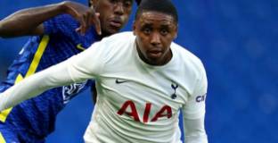 Тотнъм предлага размяна за Антони от Аякс