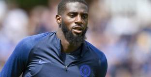 Челси обяви напускането на Бакайоко 