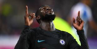 Челси с победа в Хъдърсфийлд (видео)