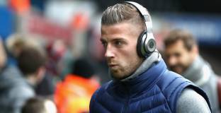 Почетино: Алдервайрелд има бъдеще в Тотнъм