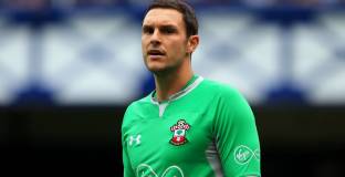 Ман Юнайтед хвърли око на вратар на Саутхемптън 