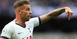 Тотнъм продължи с Алдервейрелд до 2023 г. 