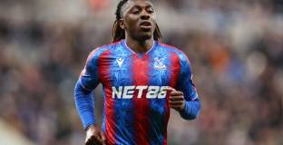 Тотнъм и Палас са близо до сделка за Езе