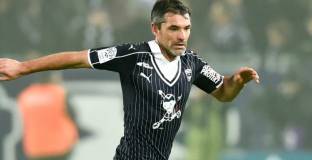 Тулалан напусна Бордо в знак на протест 