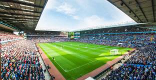 Ман Сити ще прегази Астън Вила