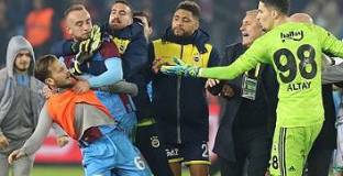 Трабзонспор - Фенербахче 2:1 
