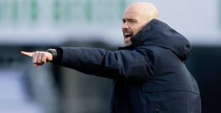 Мениджърът на Чарлът пил бира с Тен Хаг