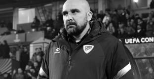 Треньор от сръбската Суперлига почина по време на мач