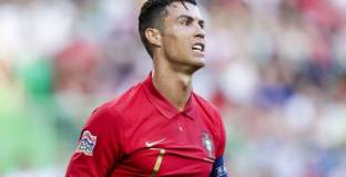 Треньорът на Гана: Съдиите направиха подарък на Роналдо