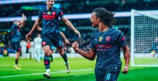 Куман намекна, че Аке трябва да напусне Ман Сити