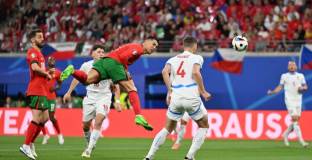 Ядосаха Роберто Мартинес с въпрос за Роналдо