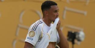 Стана ясно естеството на контузията на Трент