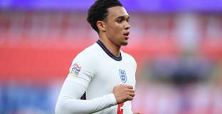 Арнолд: Не играя добре в момента