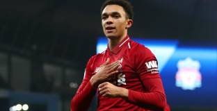 Арнолд: Ливърпул трябва да се вдъхновява от Сити