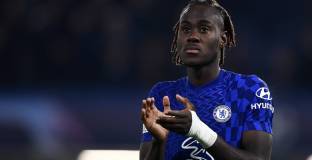 Челси иска да продаде Чалоба